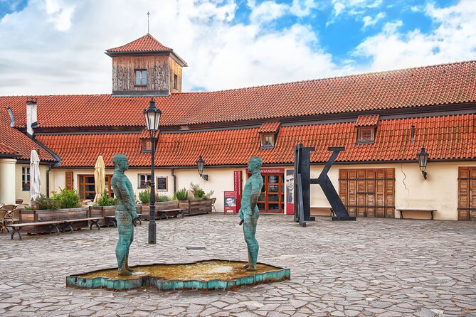 Kafka’s Prague: Self-Guided Mystery Puzzle Walk - Starting at the Franz Kafka Statue
