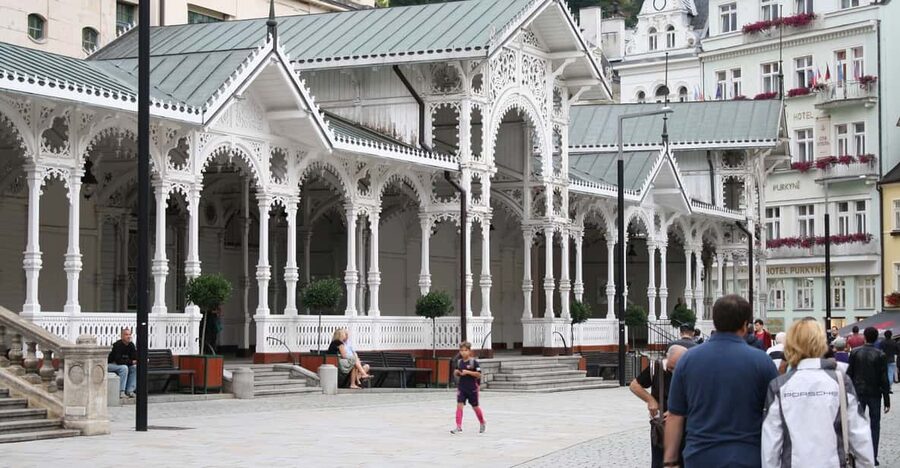 Karlovy Vary excursion - Two hours across Western Bohemia