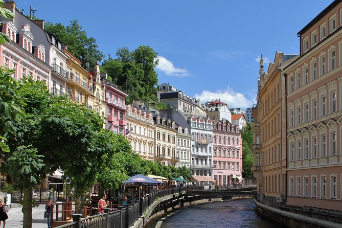 Karlovy Vary including Watchtower and Funicular from Prague - The Moser factory confusion