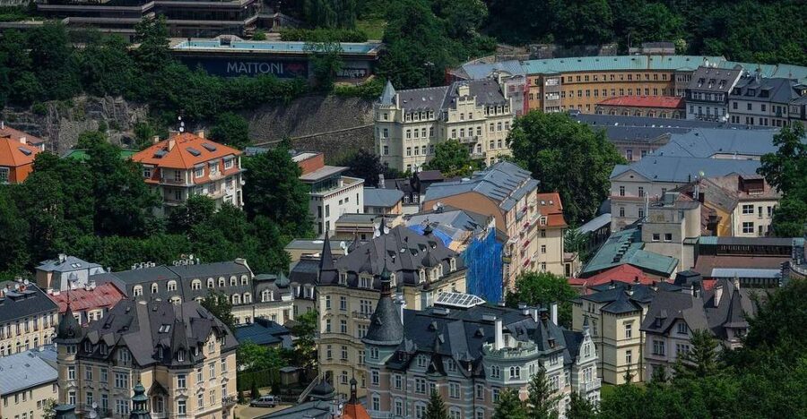 Karlovy Vary: Private Walking Tour - Tasting Karlovy Vary from a porcelain cup