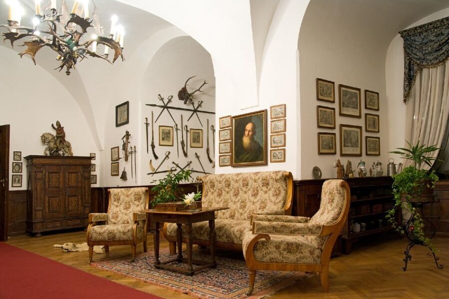 Konopiště: Chateau Tour from Prague - Who will enjoy this outing most?