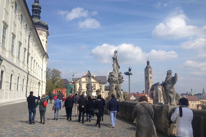 Kutna Hora Half-Day, Incl. the Bone Church & St.Barbara Cathedral - How the guide affects the experience