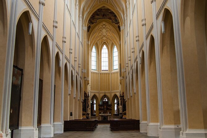 Kutna Hora Private Day Trip from Prague by Train - Lunch with local recommendations