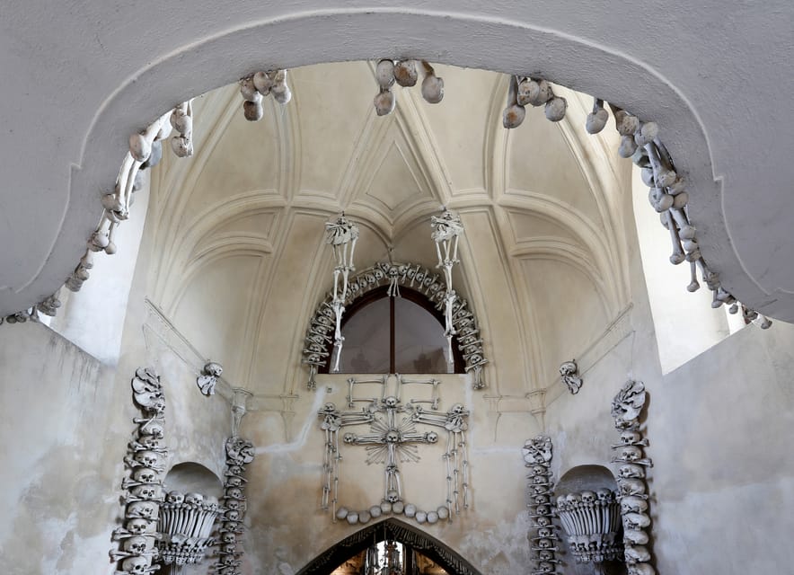 Kutná Hora: Sedlec Ossuary Skip-the-Line Ticket & Audioguide - A respectful look at the no-photography rule