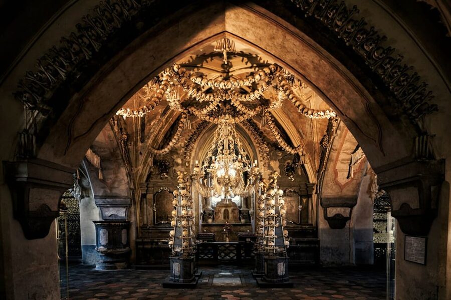 Kutná Hora: Sedlec Ossuary Skip-the-Line Ticket & Audioguide - Who will enjoy this visit most?