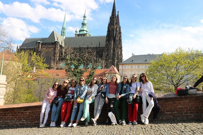 Live-Guided Half-Day Segway & E-Scooter tour - River landmarks from Dancing House to Kampa
