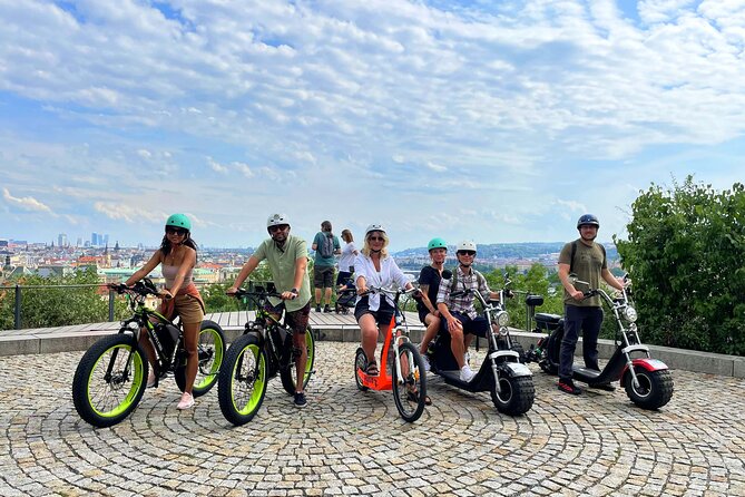 Live-Guided ️Trike-Harley️ Viewpoints tour of Prague - What the guides add to the ride