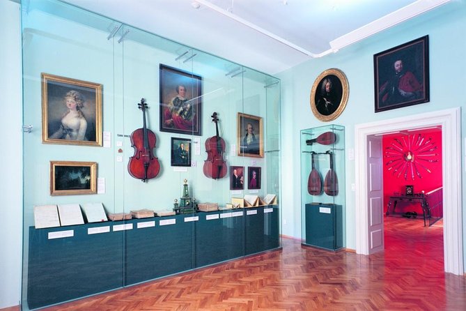 Lobkowicz Palace Museum Entrance Ticket in Prague - The 22 Galleries: A Self-Guided Route You Control