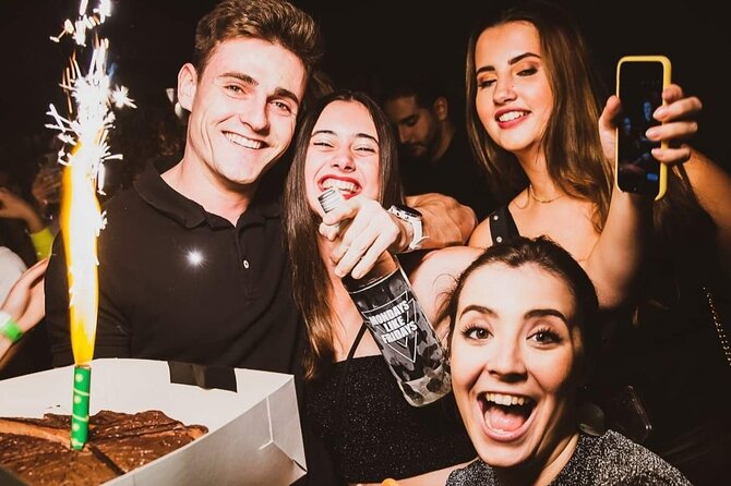 MONDAYS LIKE FRIDAYS - GIRLS 3 FREE DRINKS | Admission Ticket - Two dance floors, four styles of music