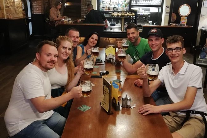 Old Prague pubs tour. Beer and dinner included! - Key points at a glance
