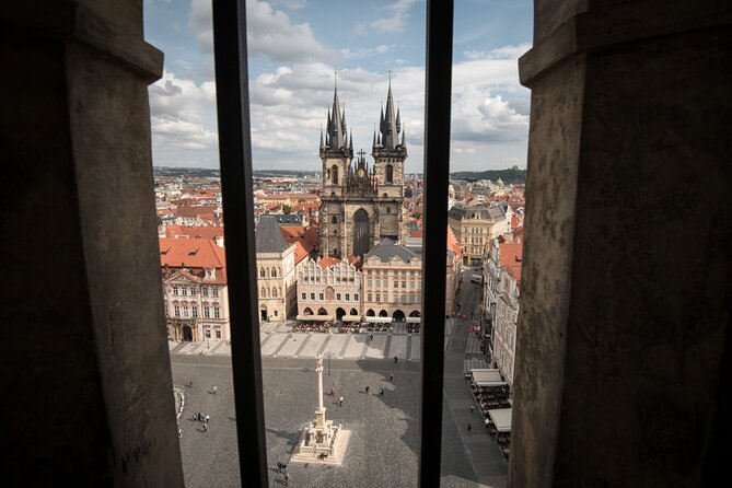 Old Town, Astronomical Clock & Underground Tour with PragueWay - What the underground visit is really like