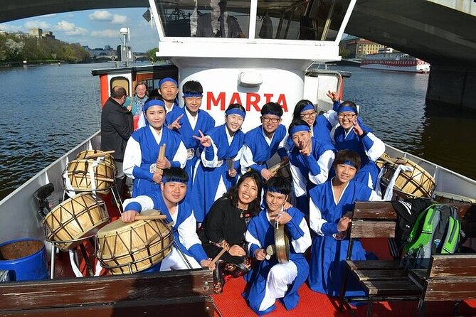 One Hour Boat Tour on Vltava River - Who gets the best value from this cruise