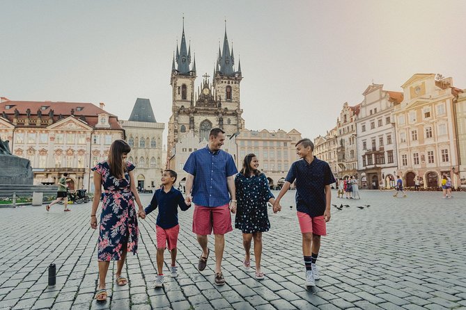 photoshoot in prague - Prague Castle: the grandest backdrop