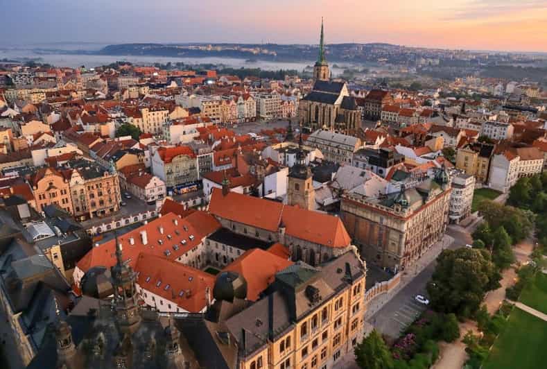 Pilsen: Old Town Guided Walking Tour - The Great Synagogue and Pilsen’s Jewish heritage