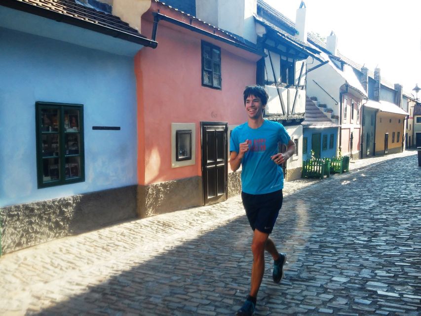 Prague 1.5-Hour Compact City Center Running Tour - What the private guide adds