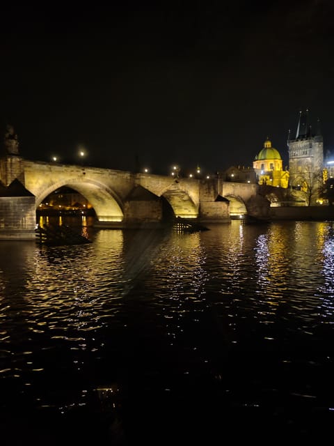 Prague: 1-hour Cruise with Audio Guide - Is $19 a fair price?
