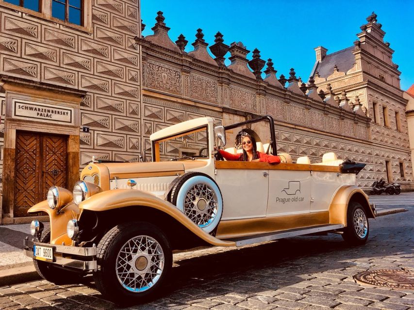 Prague: 1-Hour Vintage Car Tour - Rudolfinum and the Dancing House