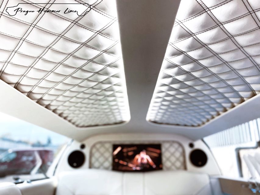 Prague: 1-Hour Vintage Limousine Rental - The Prague Castle or Strahov photo stop