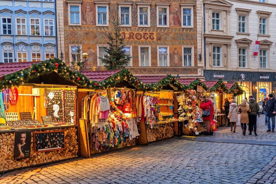 Prague: 2-3h Magical Christmas Markets Tour with Inclusions - Who should book this Christmas market tour?