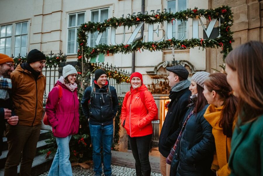 Prague: 2-3h Magical Christmas Markets Tour with Inclusions - A 30-minute walk through the Old Town