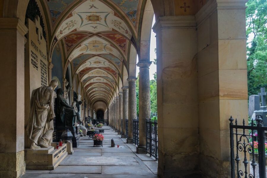 Prague: 2.5-Hour Vyšehrad Castle with Gorlice & Tickets - Entering Gorlice and the underground casemates