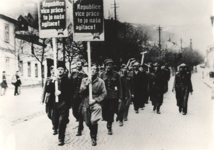 Prague: 2-Hour Back to Communism Walking Tour - Starting on Na Příkopě