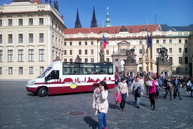 Prague 2-hour Panoramic Bus Tour - New Town, Wenceslas Square, and the National Museum