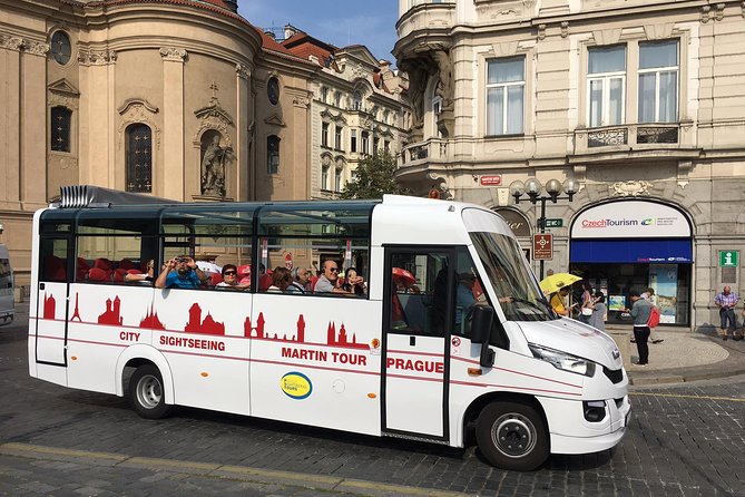 Prague 2-hour Panoramic Bus Tour - The 30 to 45-minute Prague Castle break