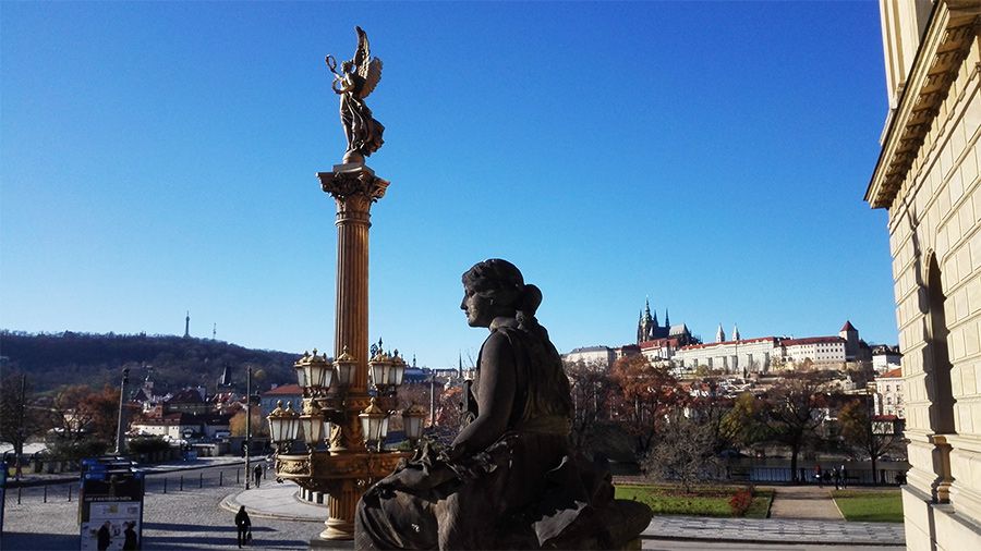 Prague 3-Hour Architectural Tour - Old Town: a lesson in layers over one hour