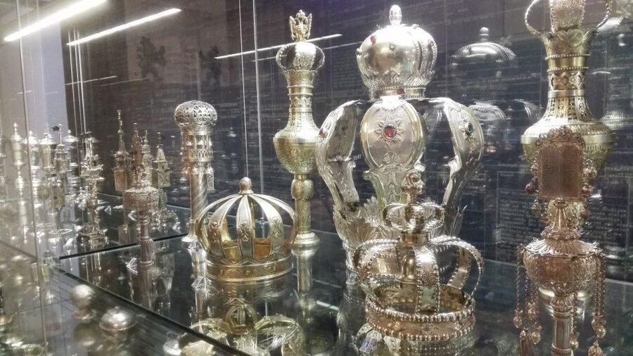 Prague: 3-Hour Private Jewish Quarter Tour - Klausen Synagogue and Community Life