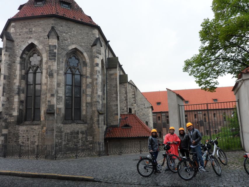 Prague 3-Hour Sightseeing Tour by Electric Bike - Starting at Kampa Park and reaching Charles Bridge