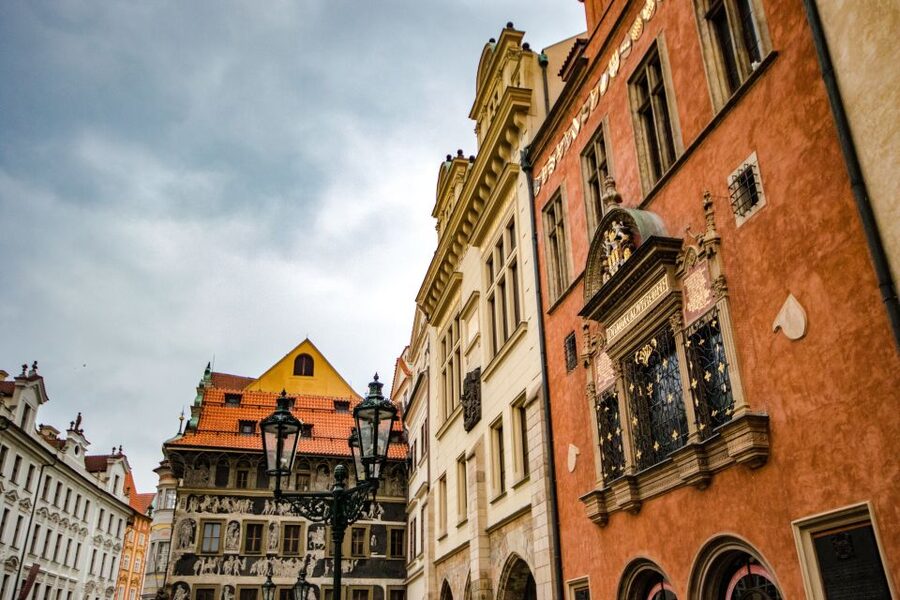 Prague: 3-Hour Walking Tour of Old Town & Prague Castle - Timing, weather, and what to bring