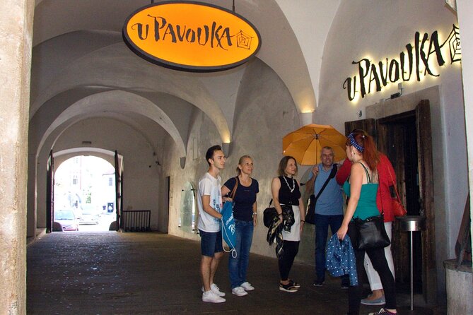 Prague 5 Courses Medieval Dinner and Live Performances - Unlimited beer, wine, and soft drinks