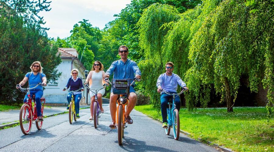 Prague: 7 Best Viewpoints of Prague E-Bike Tour - Lesser Town, Kampa Island, and the riverside