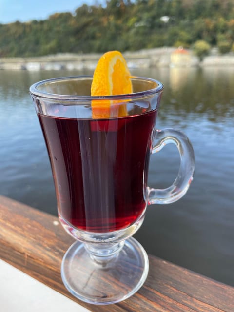 Prague: Advent Boat Cruise with Sweets and Hot Drinks - What the Maria Croon adds