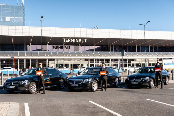 Prague Airport Private Arrival Transfer - Key points at a glance