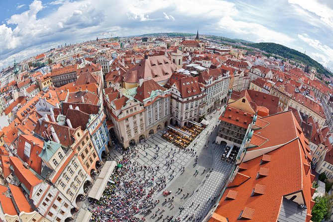 Prague Airport Shared Arrival Transfer - The additional 4-hour walk from Old Town Square