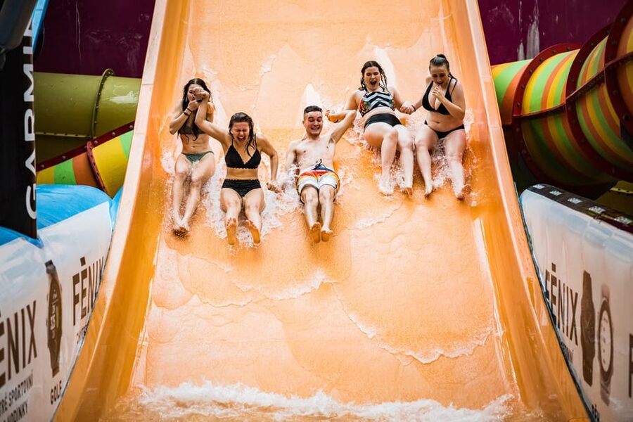 Prague: Aquapalace Indoor/Outdoor Water Park Ticket - Booking flexibility and small practical details
