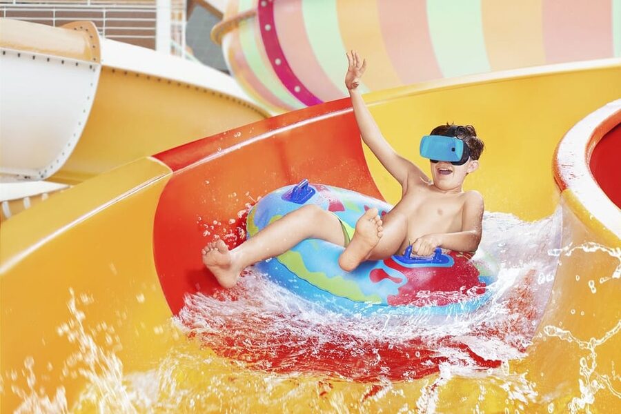 Prague: Aquapalace Indoor/Outdoor Water Park Ticket - Getting there from Prague by bus