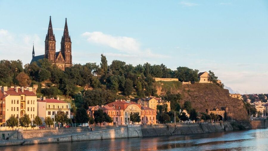Prague Audioguide - TravelMate app for your smartphone - How the TravelMate app works