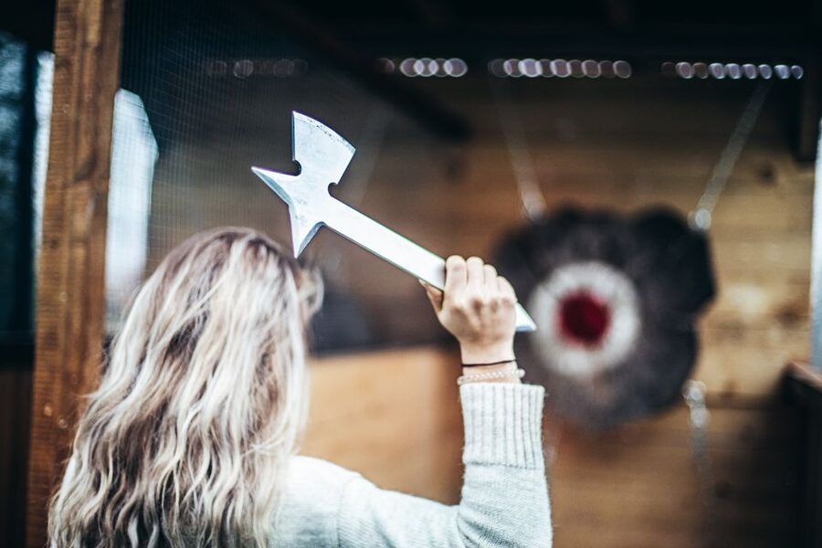Prague: Axe Throwing Experience with Barbecue and Beer - Grilling 400 grams of meat per person