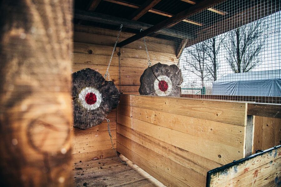 Prague: Axe Throwing Experience with Barbecue and Beer - Getting started with axes, knives, and ninja stars