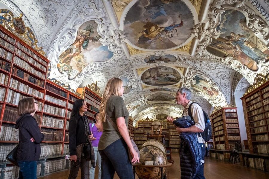 Prague Beer and Baroque: A Highbrow Brew Tour - Starting in Malá Strana and riding the tram to Strahov