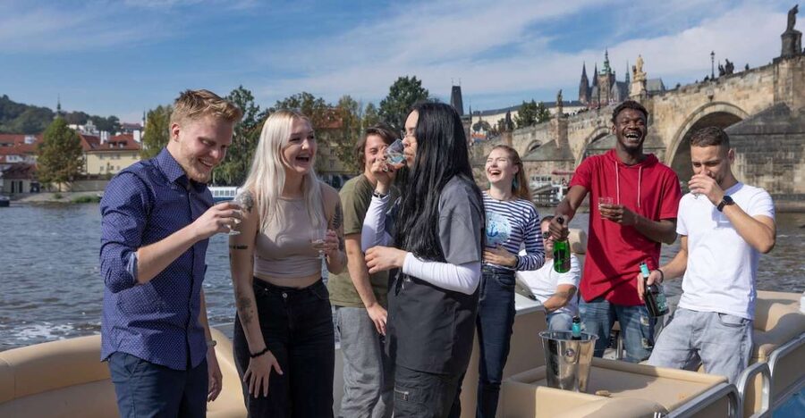 Prague: Beer Boat Tour - Seeing Charles Bridge from the river