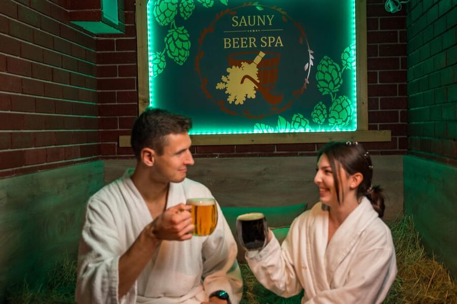 Prague: Beer Spa Experience with Unlimited Beer and Sauna - Price and value for a short private treatment