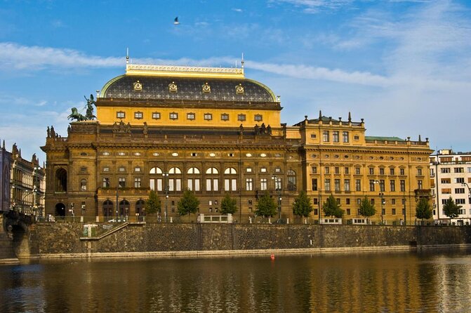 Prague Beer Tasting - 8 types of Czech beer included - Key points to know before booking