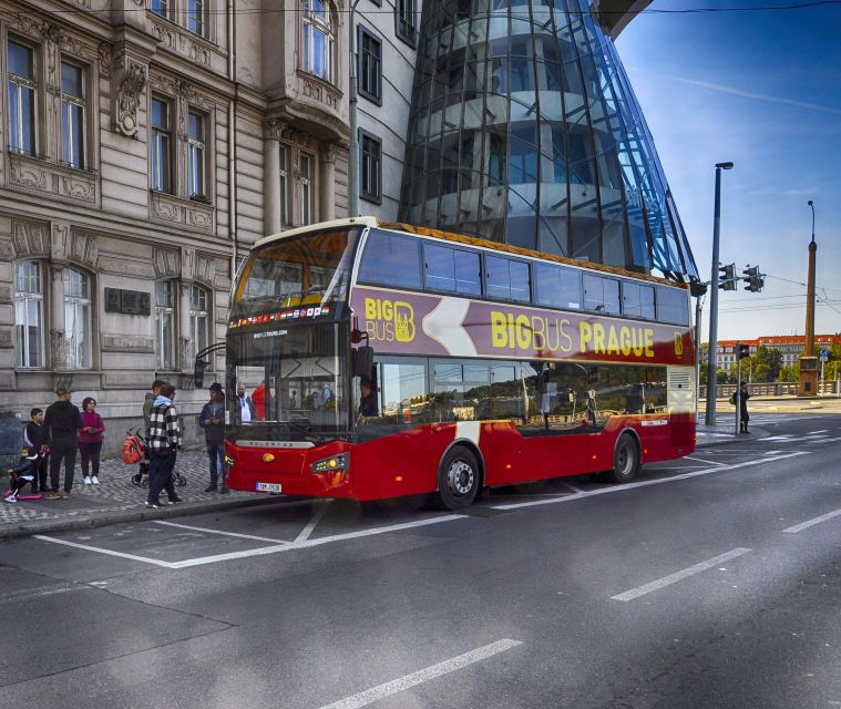 Prague: Big Bus Hop-on Hop-off, Castle Tour and River Cruise - What This Prague Bus and Boat Ticket Really Gives You
