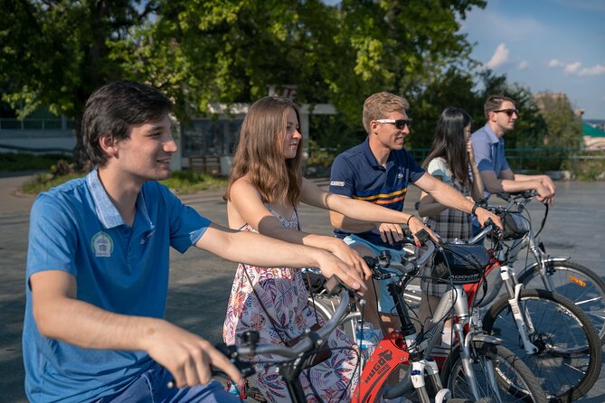 Prague Bike Tour - Cobblestones, cars, and how safe the ride feels