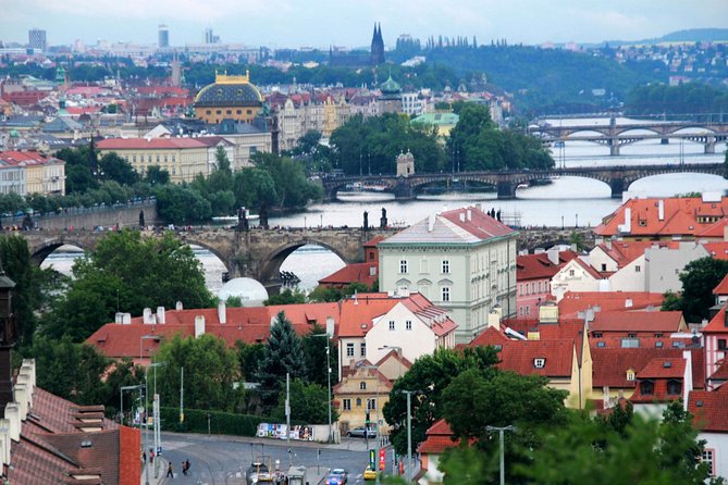 Prague Bike Tour - Stunning Viewpoints, Castle, City & Park - Prague Castle without an interior tour