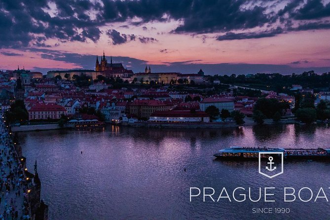 Prague Boats 3-hours Crystal Dinner Cruise - Live music changes the mood, but taste varies